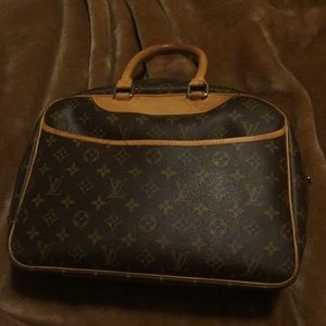 Louis Vuitton Purse